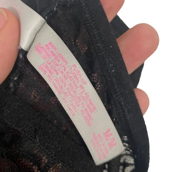 Victoria’s Secret PINK Black Lace Push Up Bralette - Picture 3 of 3